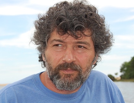 Şahbaz Xuduoğlu 200 məmura hədiyyə verdi, bir "çox sağ ol" eşitmədi 