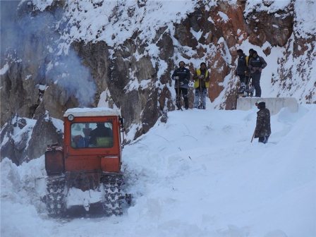  Güclü qar Qubada 30 kəndin yolunu bağlayıb 