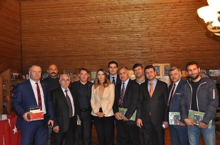 Deputat Türkiyəli KİV rəhbərlərini ermənilərə qarşı mübarizəyə çağırdı