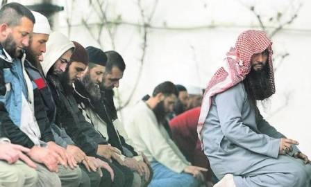 Vəhhabiləri gizli yolla Azərbaycandan çıxaran şəxs tutulub