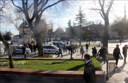 İstanbuldakı partlayışda 10 nəfər ölüb 