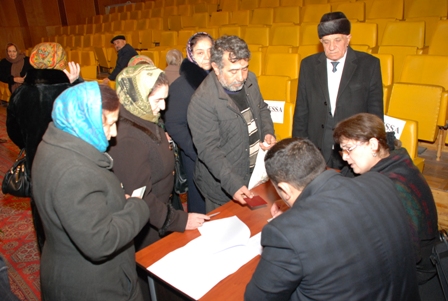 20 Yanvar şəhidlərinin ailələrinə maddi yardımlar edildi