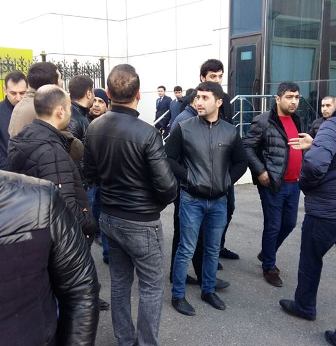Ziya Məmmədova məxsus şirkətin qarşısında aksiya - FOTO