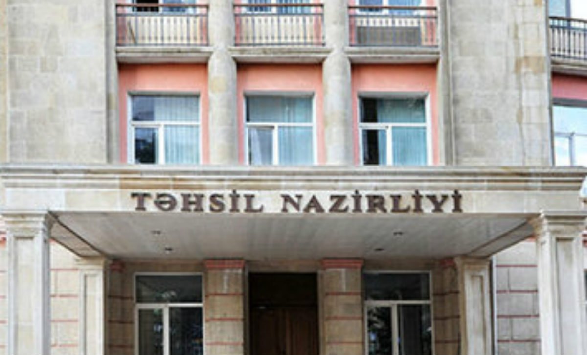 Azərbaycanda peşə məktəblərinin və kolleclərin sayı azaldılacaq