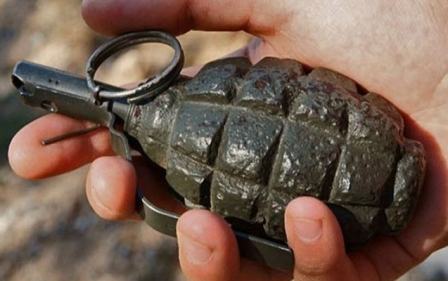 DTX əməkdaşının əlində qumbara partladı – BAKIDA