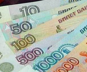 Rusiya pulu dollar qarşısında tarixi REKORDU təzələdi - 1 dollar=83 rubl