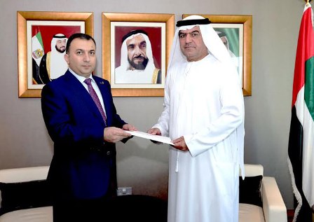 Azərbaycanlı səfir etimadnaməsini ərəb nazirə təqdim edib 