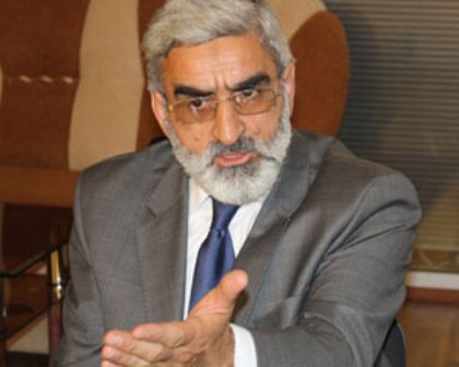 “Hakimiyyət bizi saymır” 