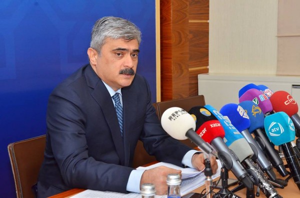 Dollar krediti olanlara güzəşt edilməyəcək - NAZİR: "Bank xeyriyyə cəmiyyəti deyil"
