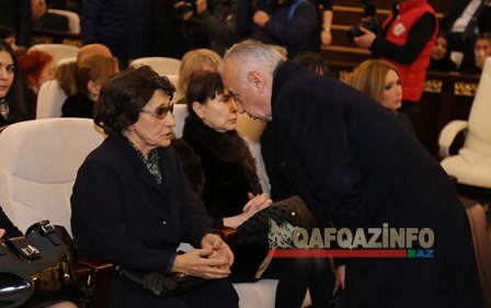 Ramiz Mehdiyevlə Mədət Quliyev Cəlal Əliyevin vida mərasimində - FOTO 	