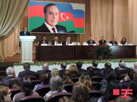  "Vəzifə və məmur daimi deyil” - Əli Həsənov 