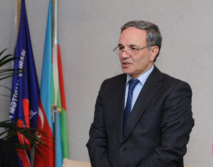  “İnternet medianın dövlət dəstəyindən faydalanmasına başlanacaq” -Əflatun Amaşov 