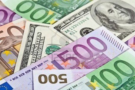 Azərbaycanda dollar ucuzlaşır, manat bahalaşır