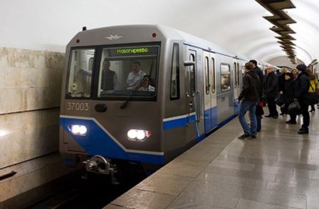 Bakı Metropliteni iki stansiyada mərmər üzlükləri dəyişdirir