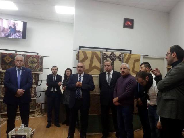 Ermənilər Moskvada Qarabağ xalçaları satmağa başladılar - TƏXRİBAT