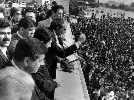 Müstəqilliyə gedən yolda 19 fevral tarixi