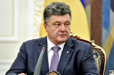 Poroşenko baş naziri 3 ay ərzində istefaya göndərəcək