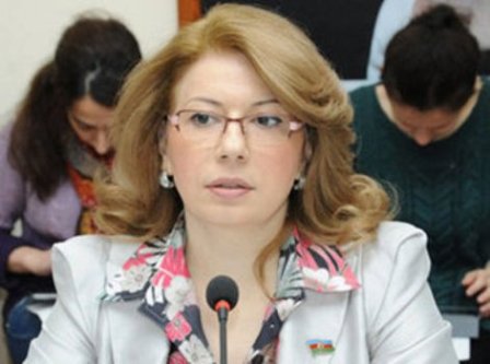 Jurnalist təkzib verdi, deputat geri çəkildi 