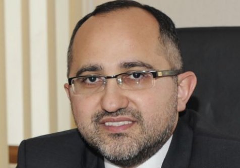 “Bankların birləşməsi özünü doğrultmadı” 