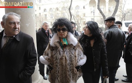 Zeynəb Xanlarova İlhamənin vida mərasimində - FOTO 