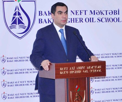 Bakı Ali Neft Məktəbində Xocalı soyqırımı yad edildi