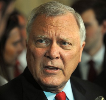 Corciya qubernatoru Xocalı qətliamını yenə pislədi 