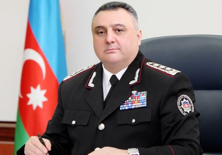 “Eldar Mahmudov kafeni şəxsən əlimdən aldı” 