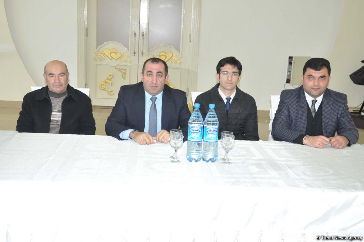 Gəncədə gənclərə çağırış - FOTO