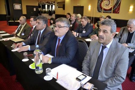 İkiyə bölünmüş DAK-lardan birinə yeni sədr seçildi - FOTOLAR