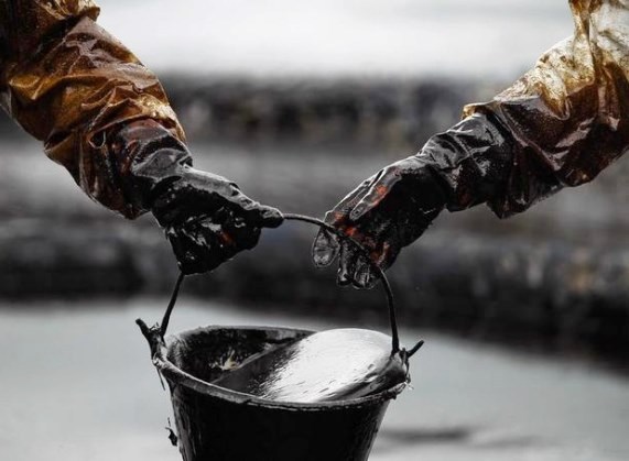 Neft bahalaşdı - 37,16 dollar