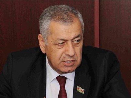 Deputat Mərkəzi Bankın qərarını şərh etdi: “Bizdə proseslər əksinə gedir”