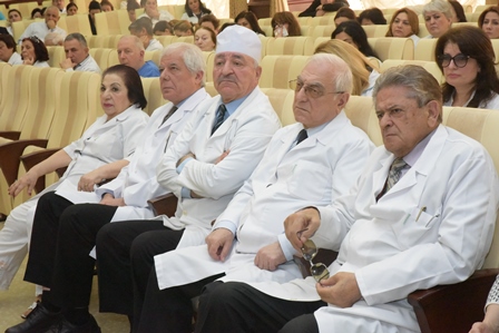 Bu Klinikada ən müasir imkanlara sahib uşaq reanimasiyası yaradılıb - FOTOLAR