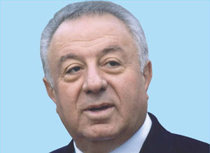  Deputat: “Tikinti qanunu”ndakı boşluqlara etiraz etdi