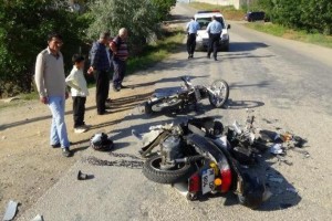 Azərbaycanda motosiklet 2 nəfəri vurdu, 1-i öldü