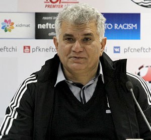 Neftçi”nin baş məşqçisi istefa verdi 