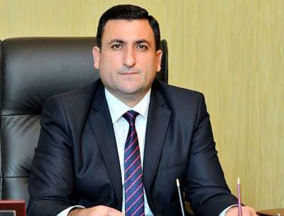 Rektordan tələbələrə 1000 manatlıq mükafat