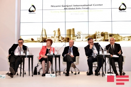  IV Qlobal Bakı Forumunda son panel: ”Əsas günahkar Rusiya və İrandır” 
