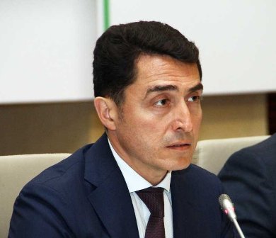 Komitə sədri Qüdrət Həsənquliyevi qeyri-obyektivlikdə SUÇLADI 