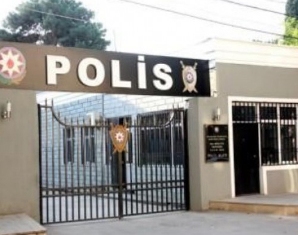 Bölməyə aparılan polis həmkarlarını təhqir etdi - Bakıda