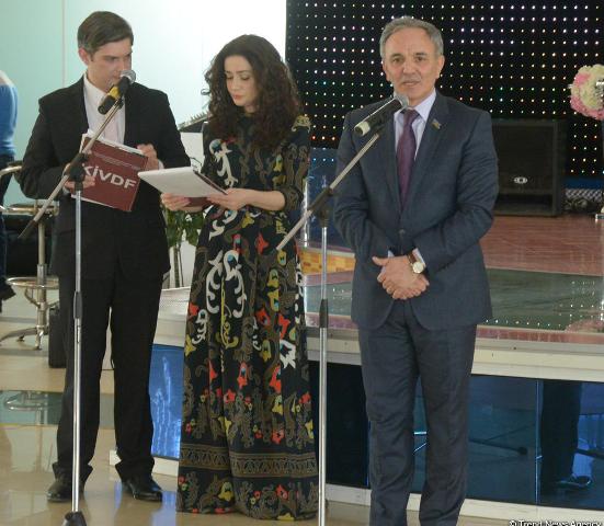 Əli Həsənov: "Bəzi problemlər jurnalistikamıza da öz təsirini göstərib"