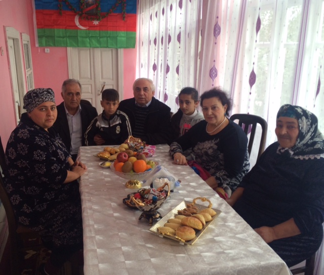 Deputat yenidən şəhid ailəsinin evində oldu