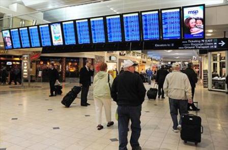 Bombalı adamın rahatlıqla hava limanına daxil olması üçün şərait...