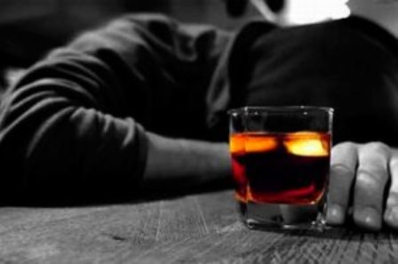 Pakistanda 40 nəfər spirt qəbul edib öldü 