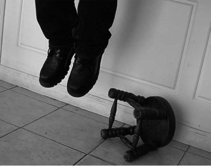 Bakıda 26 yaşlı oğlan intihar etdi 