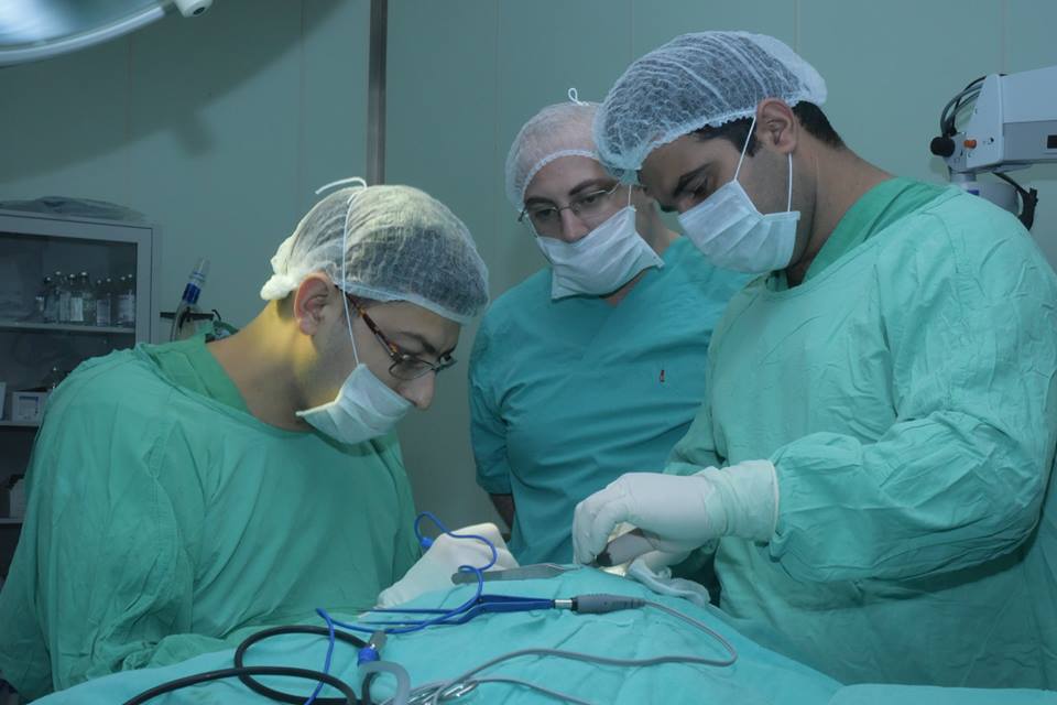 Tibb Universitetinin həkimlərinin daha bir uğuru - iki azyaşlınının eşitmə qabiliyyəti bərpa edildi -  FOTOLAR