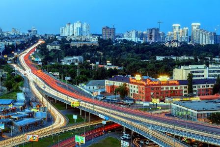  Kiyevdə Moskva adları yığışdırılır  