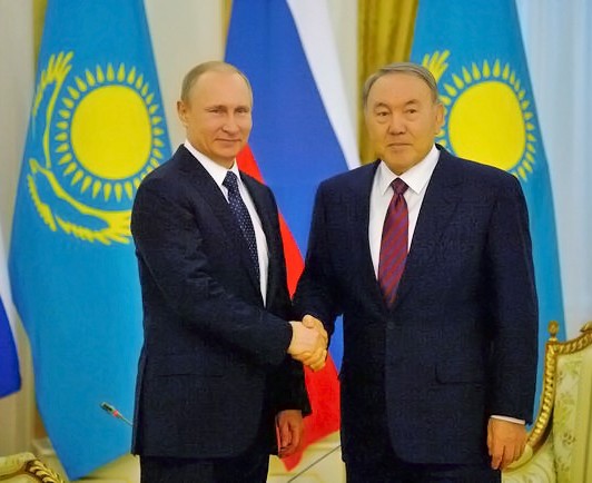 Putin Nazarbayevlə Qarabağı müzakirə edib 