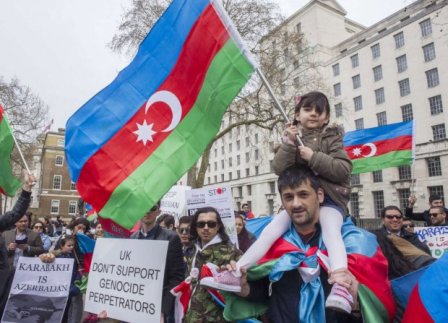  Londonda Ermənistan əleyhinə etiraz aksiyası 