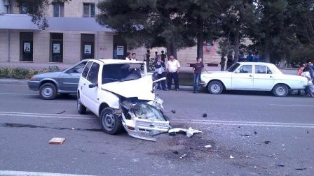  Ağstafada ağır yol qəzası:  1 ölü, 6 yaralı