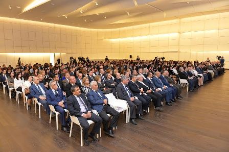 Heydər Əliyev Mərkəzində elmi-praktik seminar keçirilib - FOTO